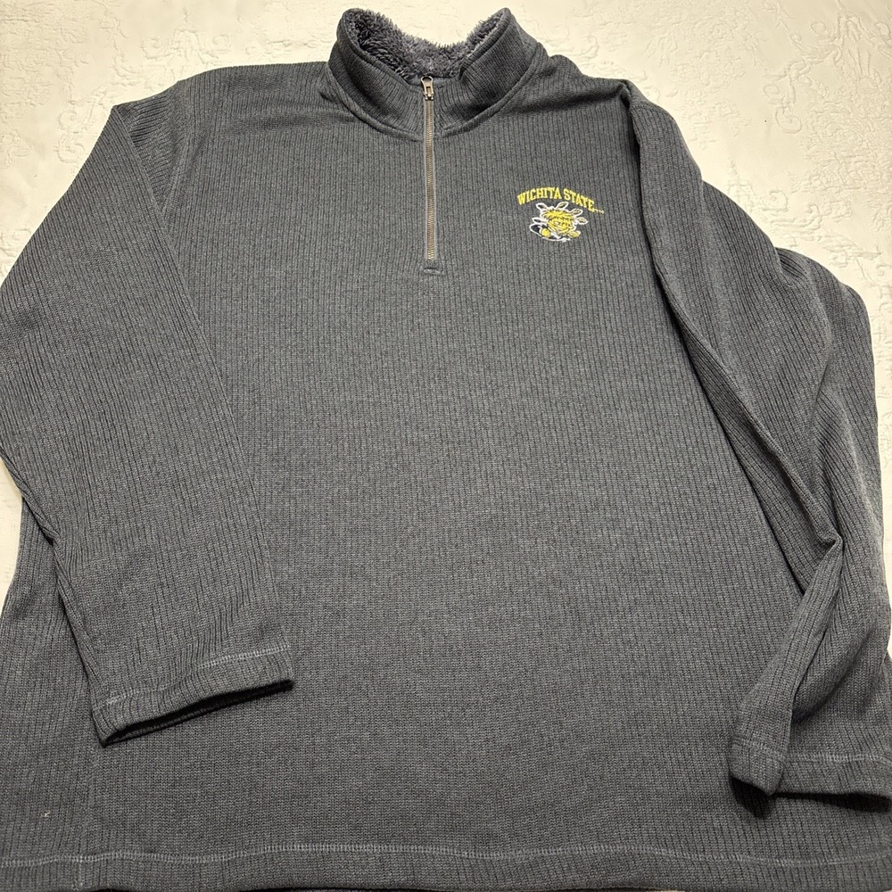Wichita State Shockers Champion Sz XXL 1/4 Zip Mens Pullover Sweater fleece